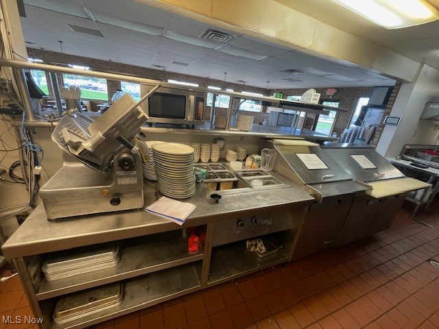 3020 Harrisburg Road NE Canton OH 44705