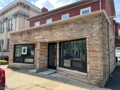 25 S 5th Street Martins Ferry OH 43935