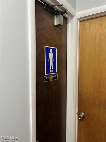 6725 Promway Avenue NW North Canton OH 44720