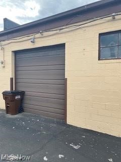 5325 Ridge Road Parma OH 44129