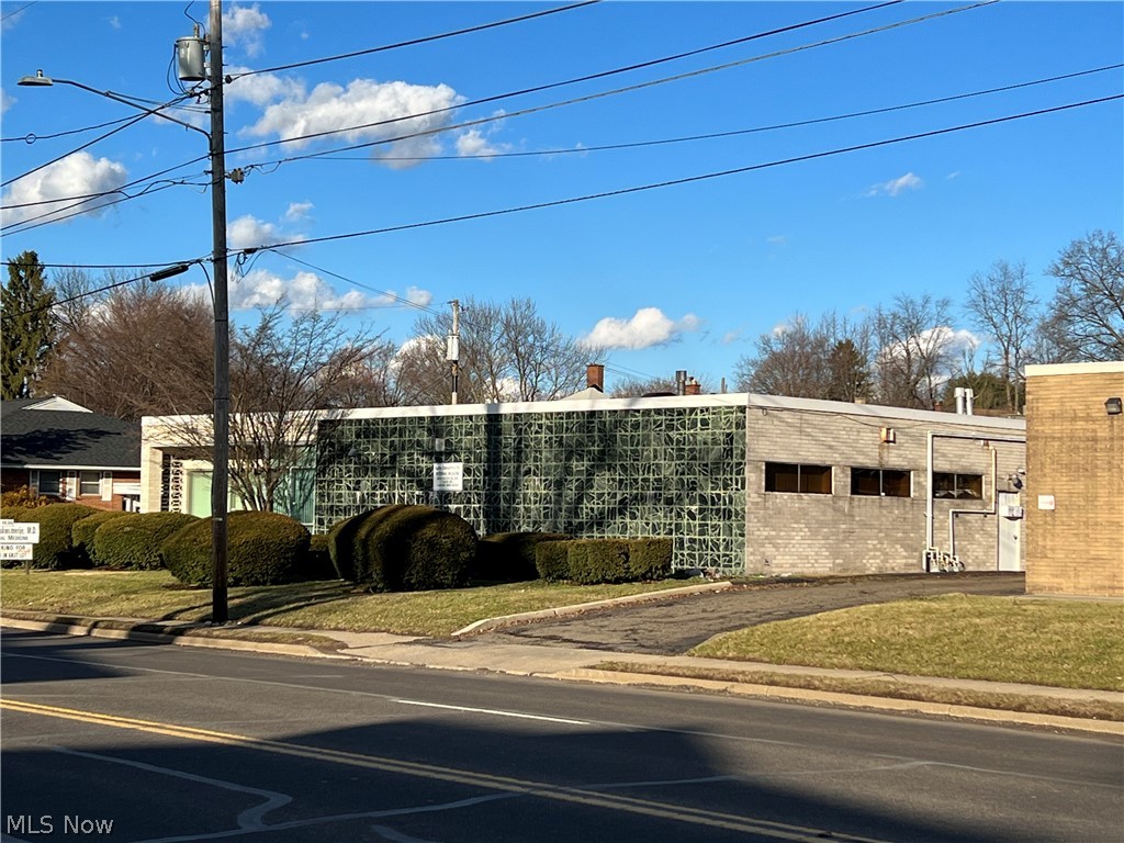 1930 Fulton Road NW Canton OH 44709