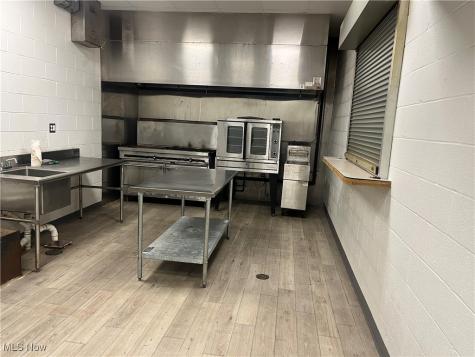 2600 25th Street NE Canton OH 44705