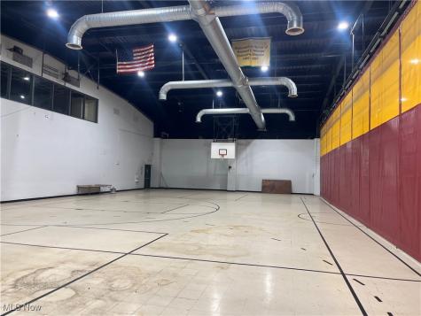 2600 25th Street NE Canton OH 44705