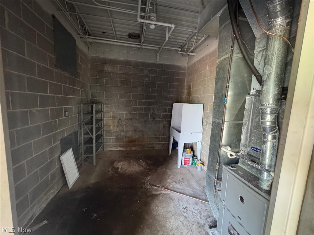 6067 State Road Parma OH 44134