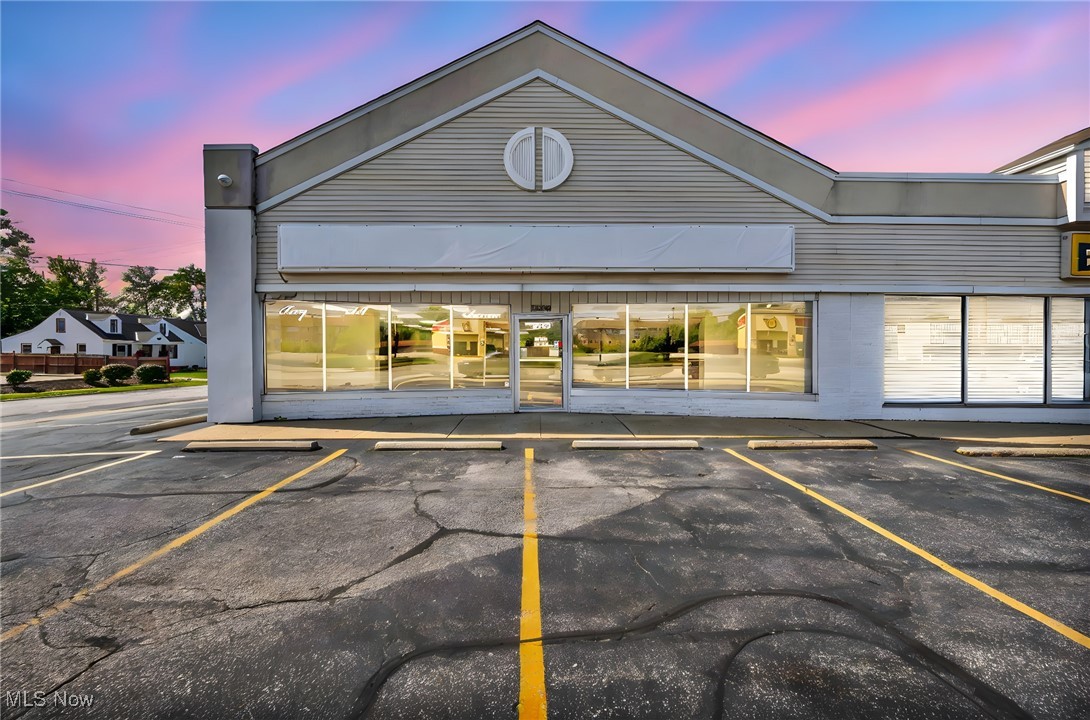 5250 Northfield Road Maple Heights OH 44137