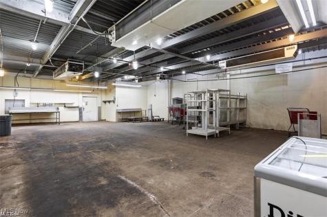 6101 Detroit Avenue Cleveland OH 44102