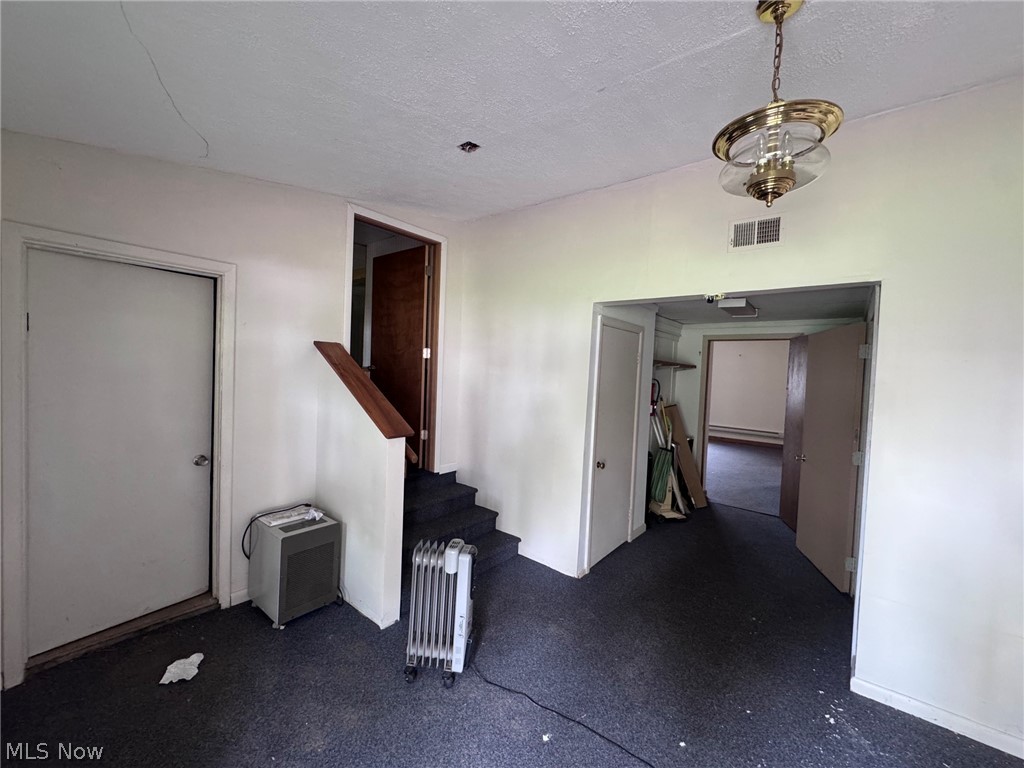 202 E Park Avenue Columbiana OH 44408