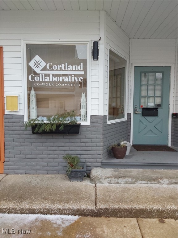 205 W Main Street Cortland OH 44410