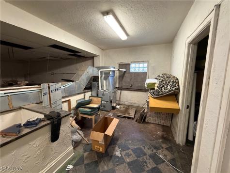 814 Cleveland Avenue NW Canton OH 44702