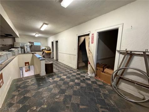 814 Cleveland Avenue NW Canton OH 44702