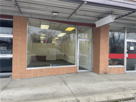 224 Dewey Avenue Cambridge OH 43725