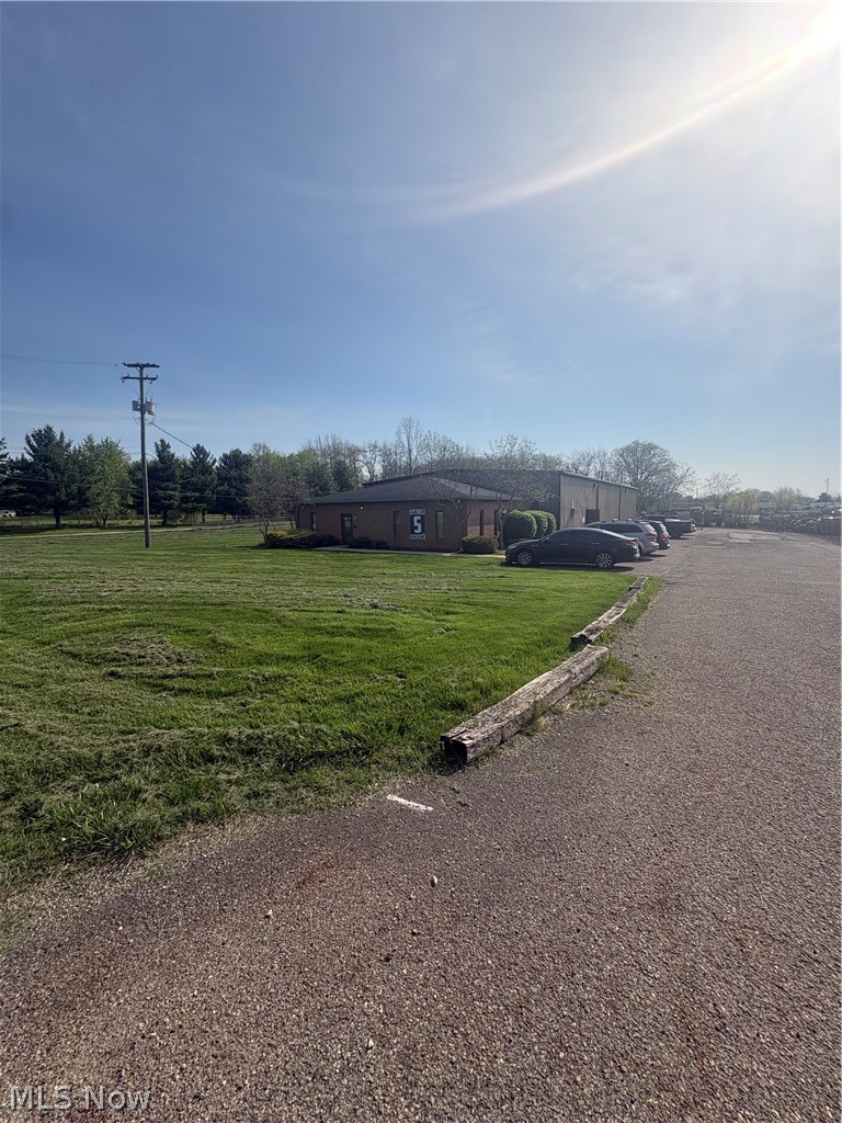 3822 Victory Avenue Louisville OH 44641