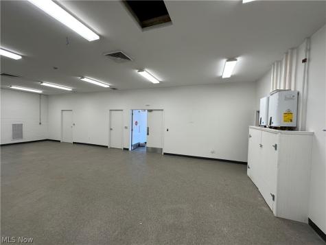 719 Sugar Lane Elyria OH 44035