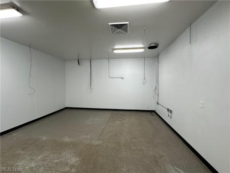 719 Sugar Lane Elyria OH 44035