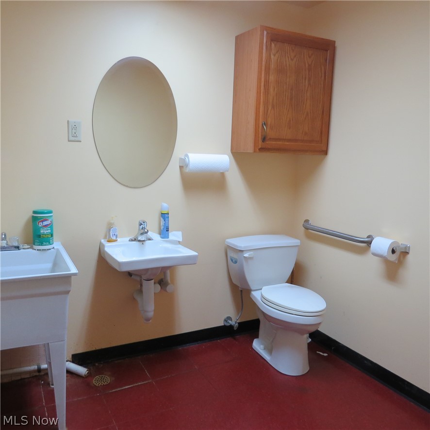 42345 Oberlin-elyria Road Elyria OH 44035