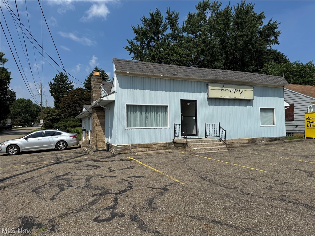 1703 Whipple Avenue NW Canton OH 44708