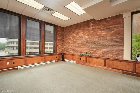 17-23 S Main Street Akron OH 44308