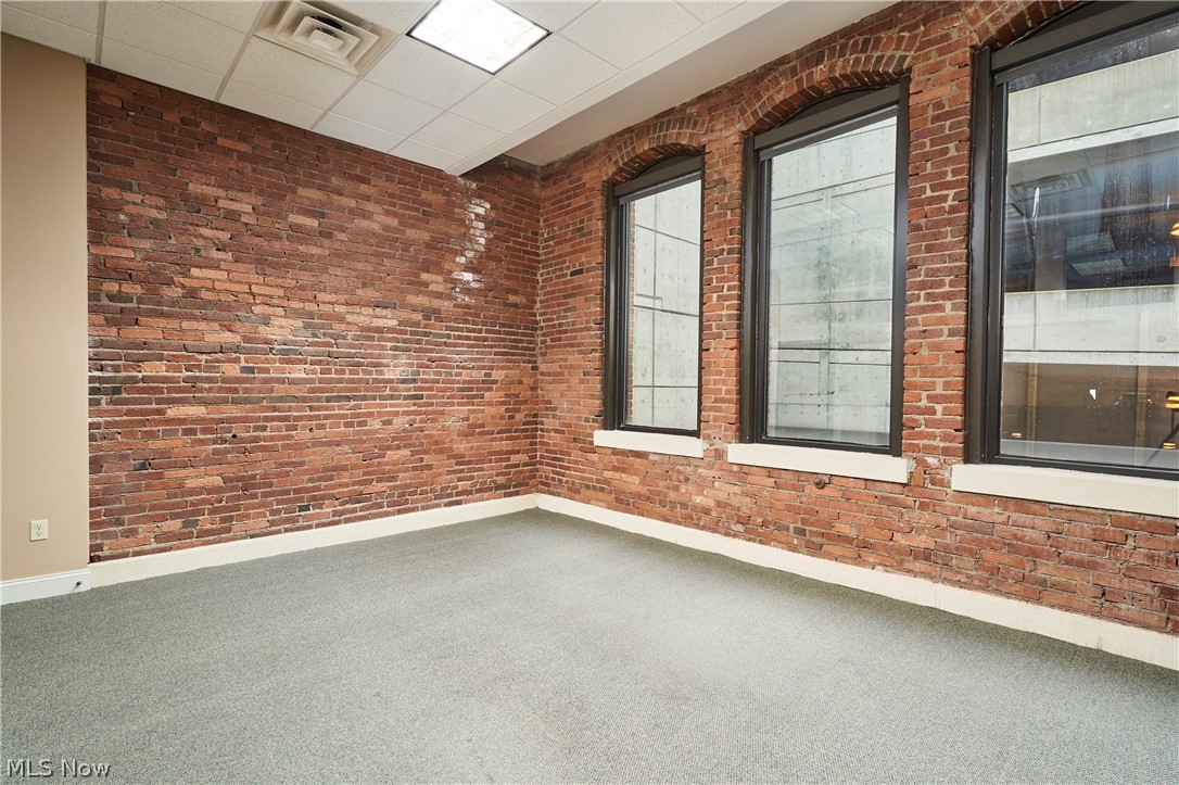 17-23 S Main Street Akron OH 44308