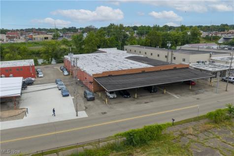 165 W Broadway Street Dover OH 44622