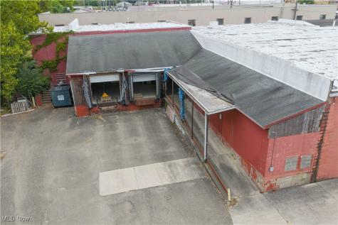 165 W Broadway Street Dover OH 44622