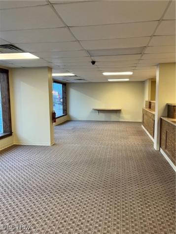 406 Beall Avenue Wooster OH 44691