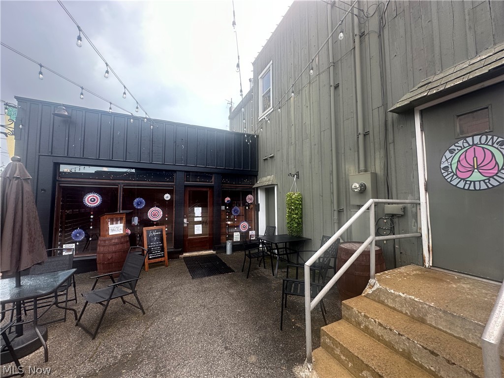 20 S Main Street Columbiana OH 44408