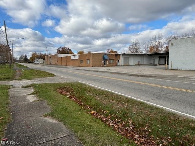 1666 Mcmyler Street NW Warren OH 44485