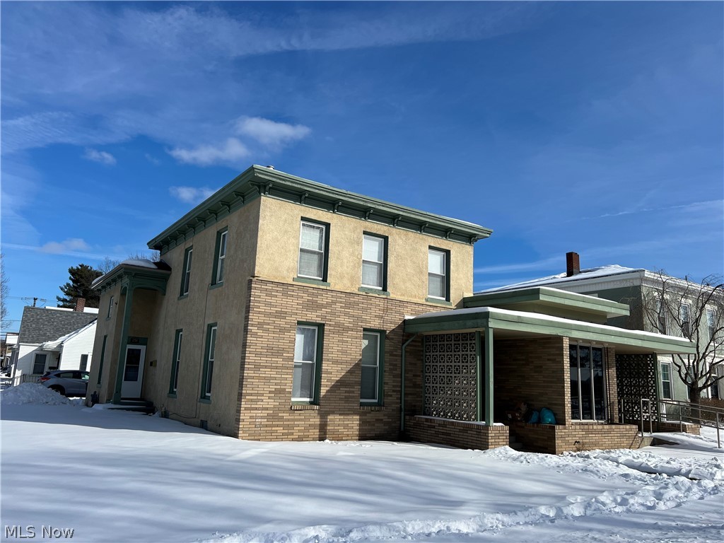 249 Fair Avenue NW New Philadelphia OH 44663