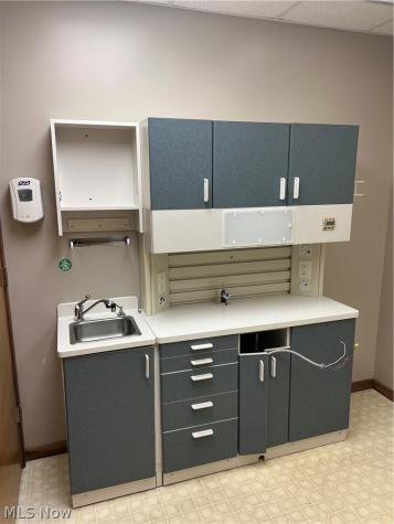 249 Fair Avenue NW New Philadelphia OH 44663