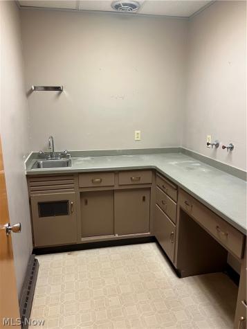 249 Fair Avenue NW New Philadelphia OH 44663