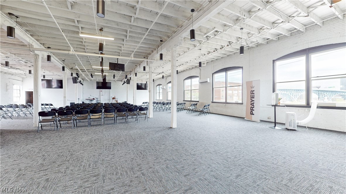 2111 Center Street Cleveland OH 44113