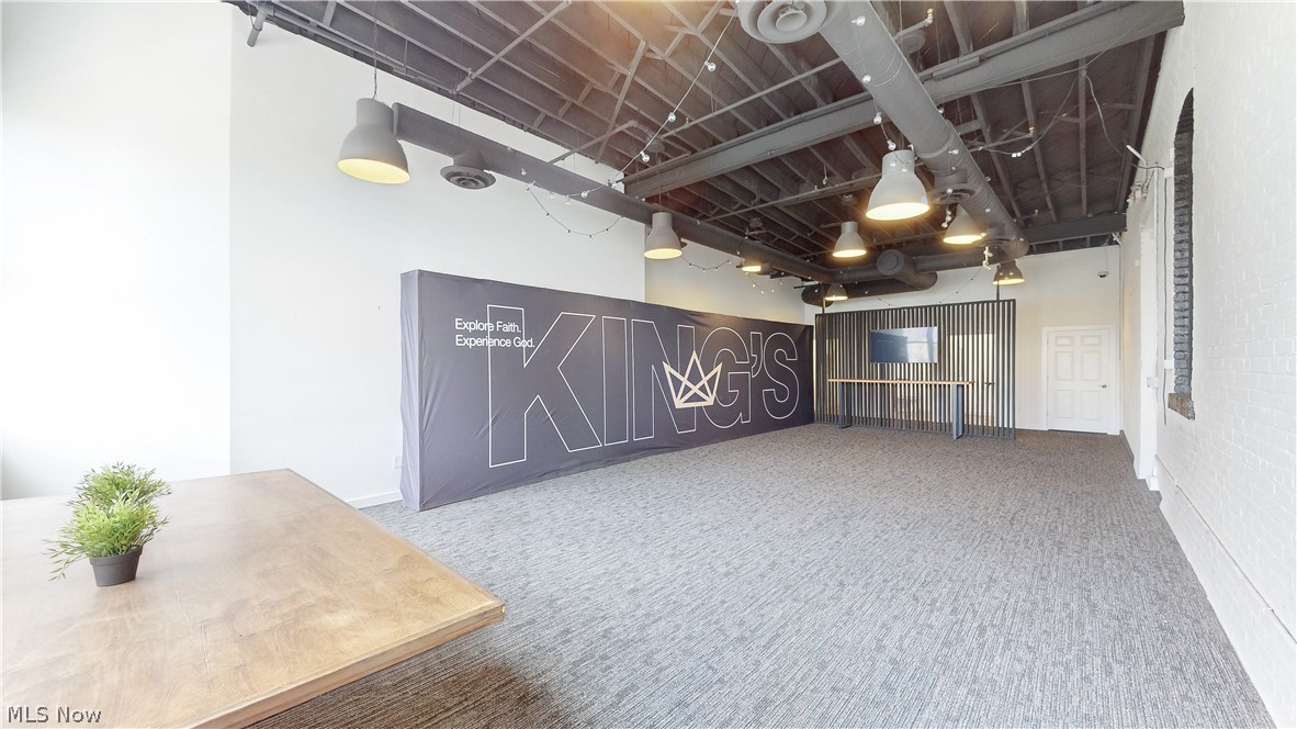 2111 Center Street Cleveland OH 44113
