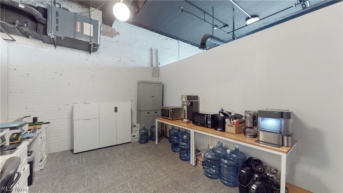 2111 Center Street Cleveland OH 44113