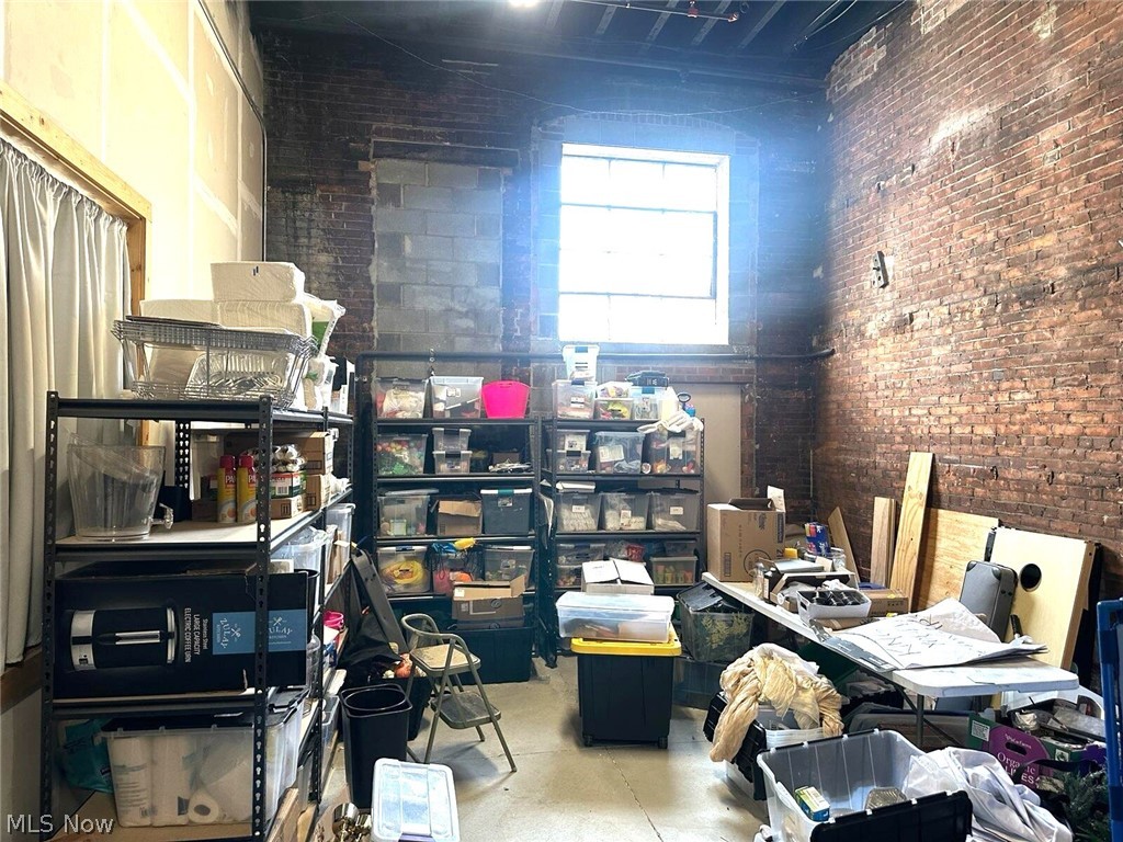 2111 Center Street Cleveland OH 44113