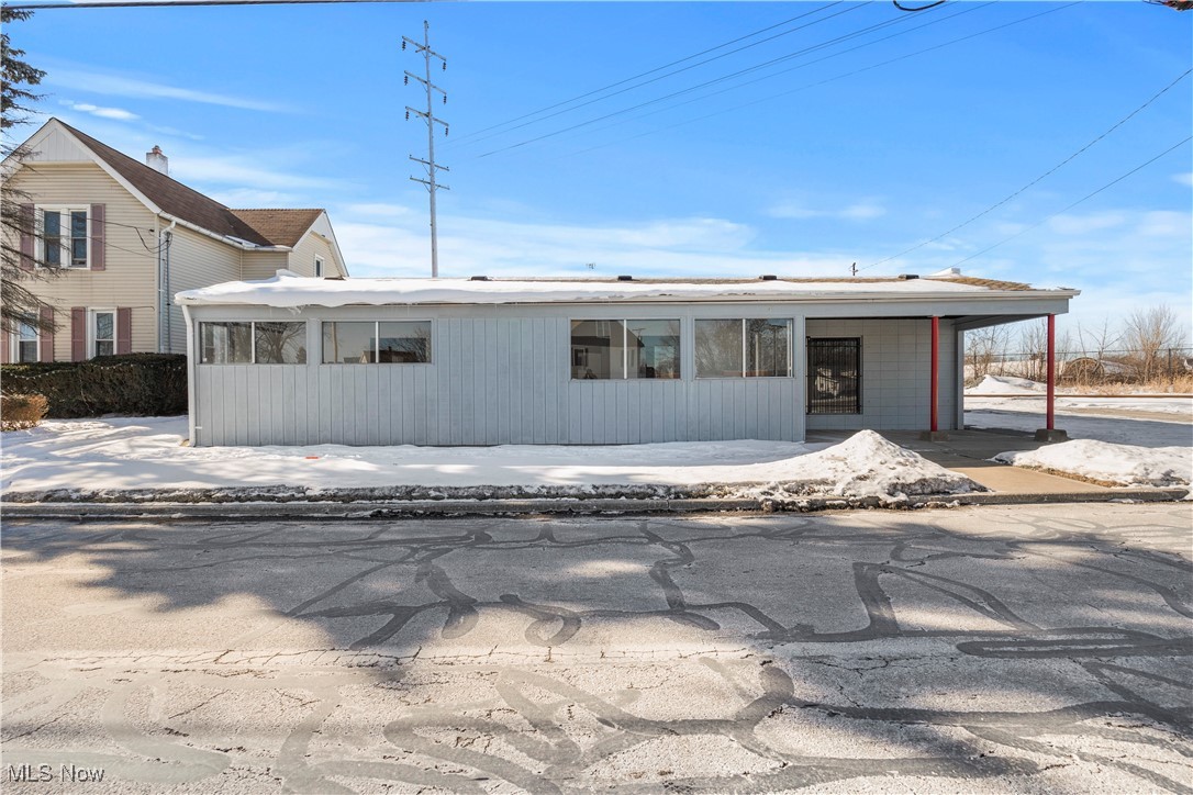 720 Lake Avenue Elyria OH 44035