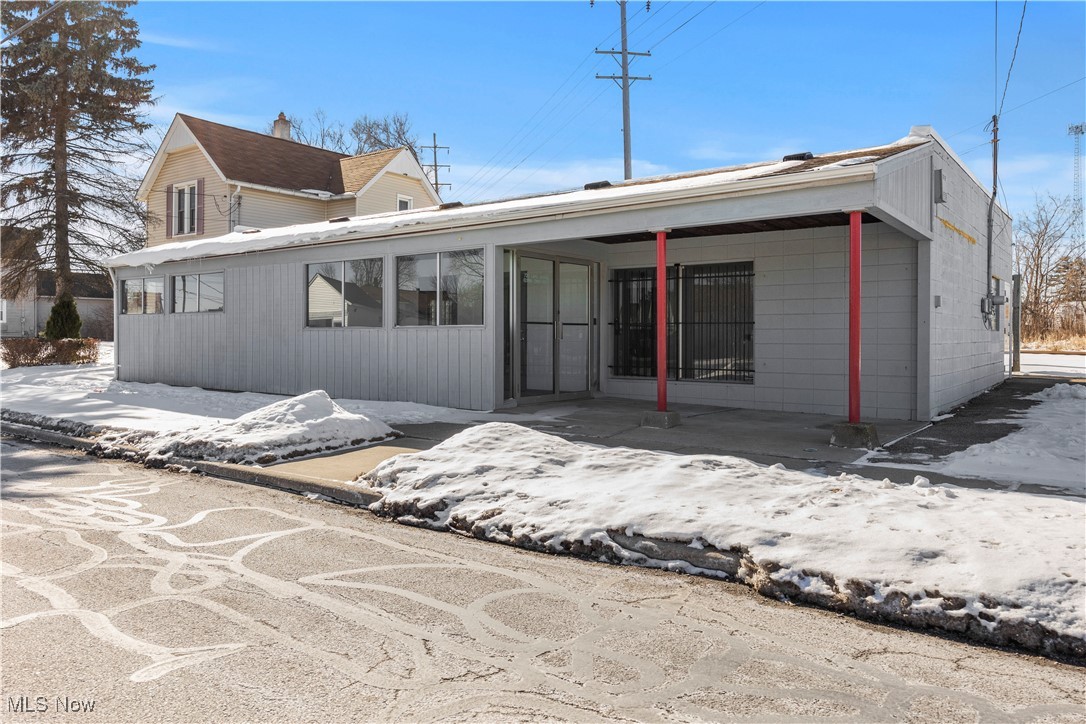 720 Lake Avenue Elyria OH 44035