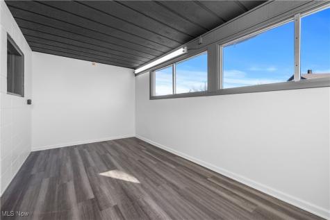 720 Lake Avenue Elyria OH 44035