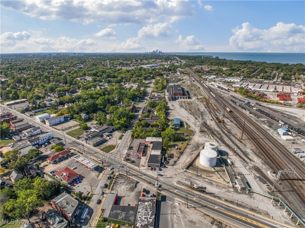 626 E 152nd Street Cleveland OH 44110