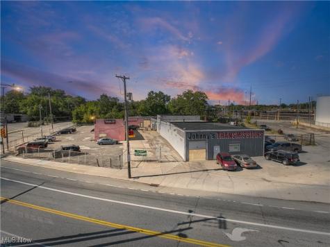 626 E 152nd Street Cleveland OH 44110