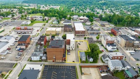 927 Wheeling Avenue Cambridge OH 43725