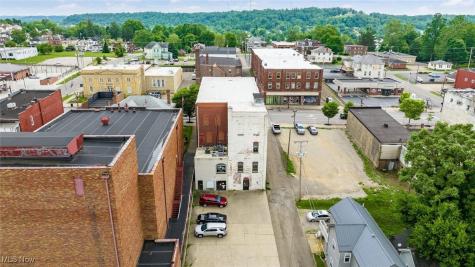 927 Wheeling Avenue Cambridge OH 43725