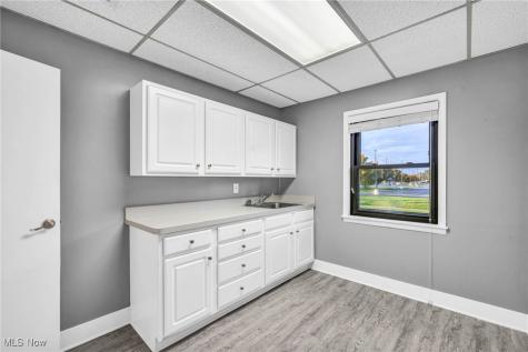 12563 Pearl Road Strongsville OH 44136