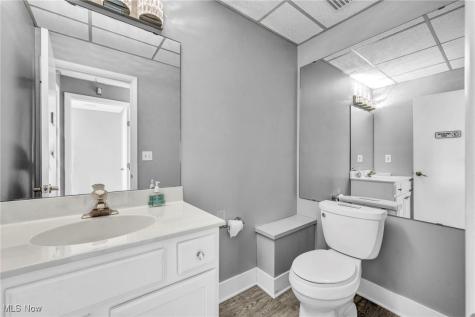 12563 Pearl Road Strongsville OH 44136