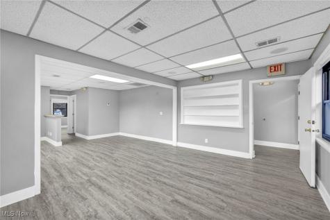 12563 Pearl Road Strongsville OH 44136