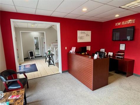 18318 Pearl Road Strongsville OH 44136