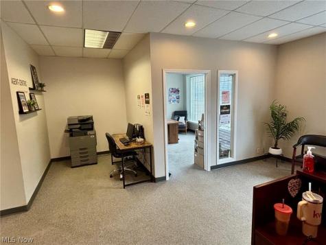18318 Pearl Road Strongsville OH 44136
