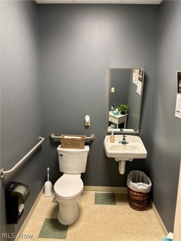 18318 Pearl Road Strongsville OH 44136