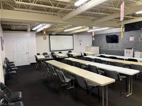 18318 Pearl Road Strongsville OH 44136