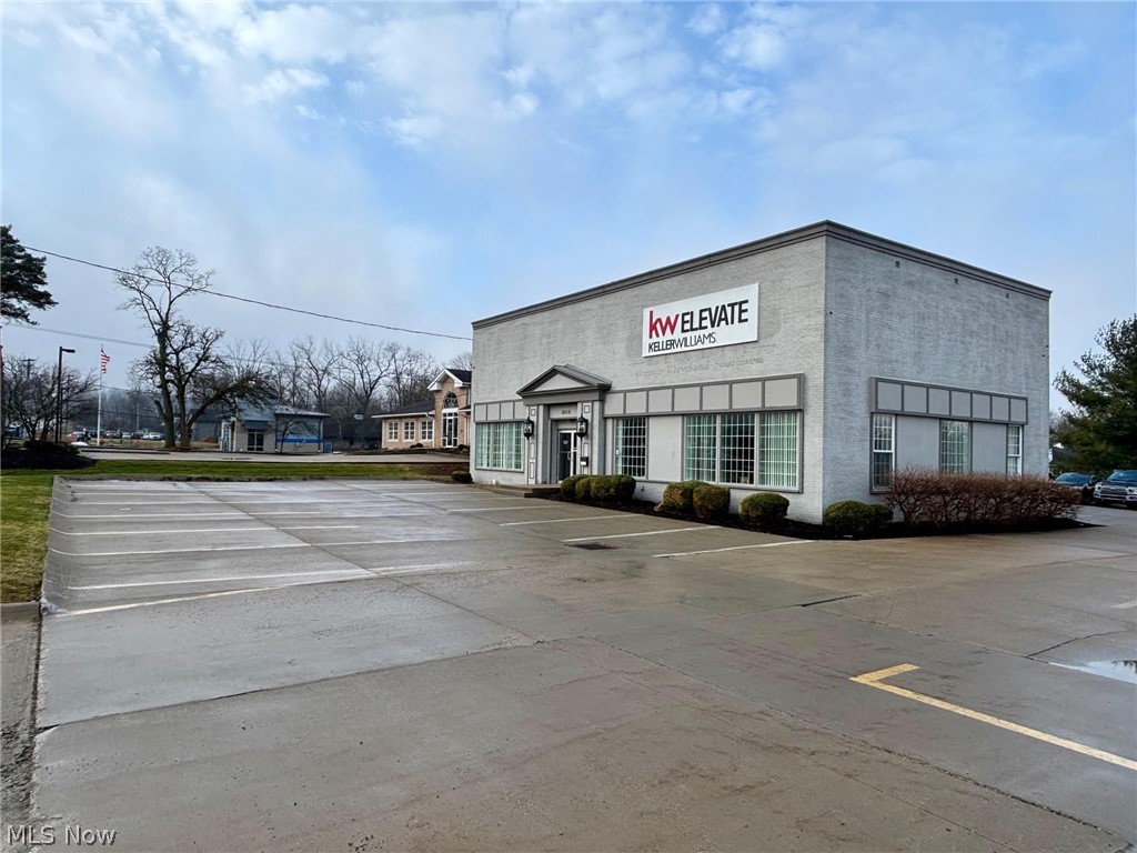 18318 Pearl Road Strongsville OH 44136
