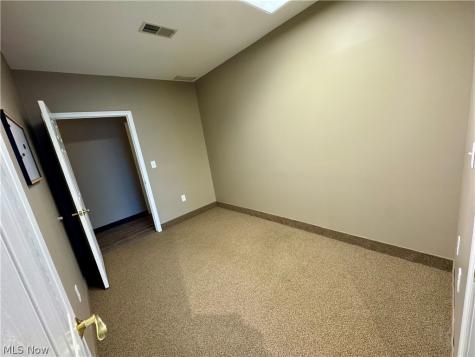 4720 Everhard Road NW Canton OH 44718
